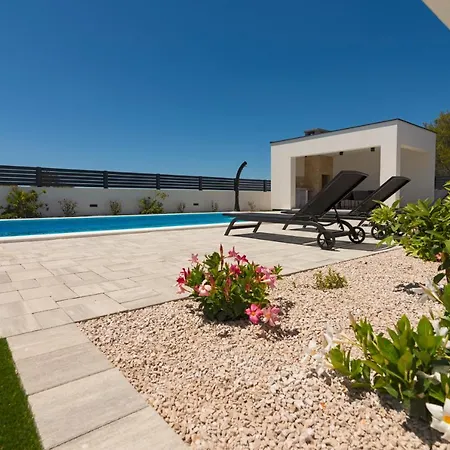 Villa Abelia Pirovac