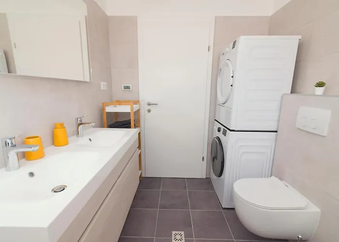 Abelia * 피로바츠